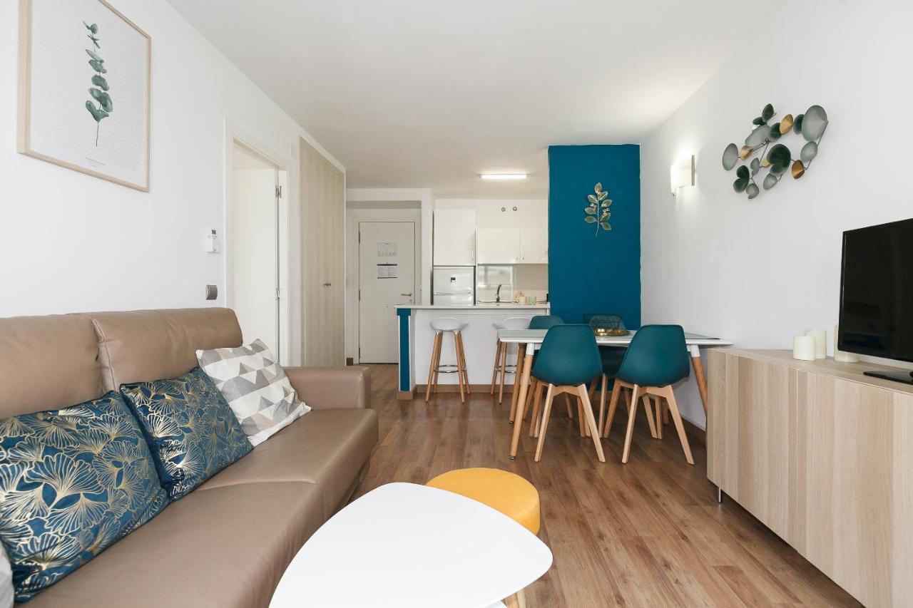 Uhc Michelangelo Apartments Салоу Экстерьер фото