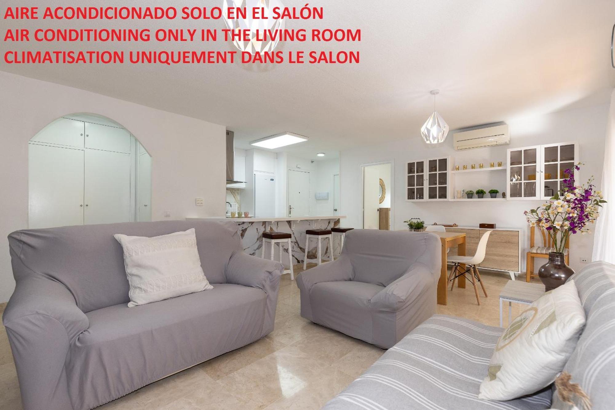 Uhc Michelangelo Apartments Салоу Экстерьер фото
