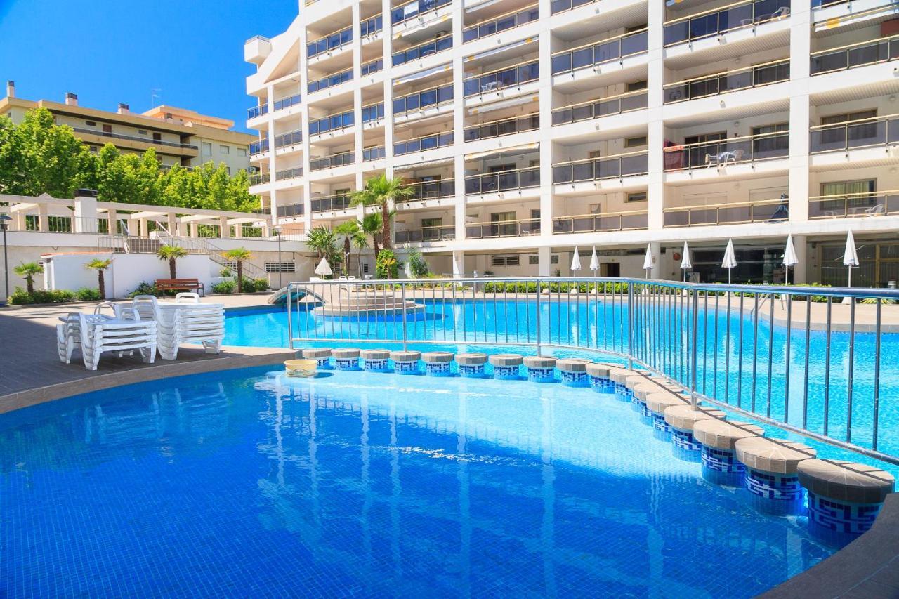 Uhc Michelangelo Apartments Салоу Экстерьер фото